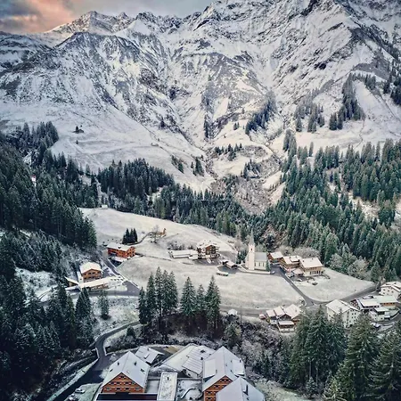 Berghaus - Aparthotel 4*