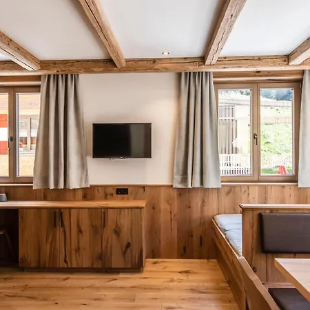 Aparthotel Berghaus - 4*