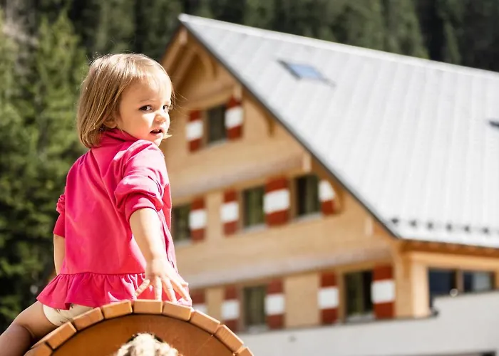 Berghaus 4* Schröcken